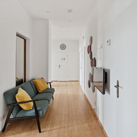 Apartment Fuer 13 Gaeste, 5 Schlafzimmer, 2 Baeder, 2 Loggia'S, Leipzig Zentrum Ost Eksteriør billede